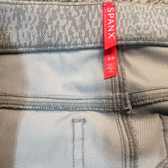 Spanx Python Patterned Leggings Size Small - Picture 4 of 4